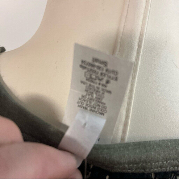 Biker tank top embossed w sequins and lace by Liberty - Picture 9 of 12